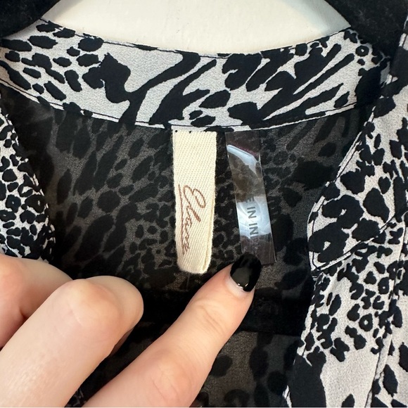 Elan | Black and White Animal Print Long Sleeve Tiered Mini Dress Small NWT - Picture 2 of 6